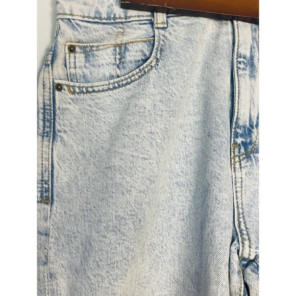 Zara Womens‎ White Color Wash Size 8 Boyfriend Jeans Cotton Spandex Read - Picture 2 of 7
